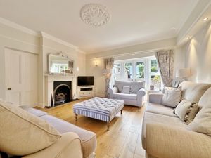 Photo 11- click for photo gallery